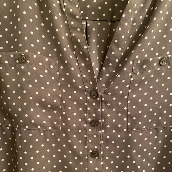 NY&co Grey and white polka dot blouse - Picture 2 of 6